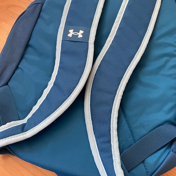 FIRM. Under Armour Storm TEAL Hustle Lite backpack Laptop bag, College, Camping - Picture 8 of 15